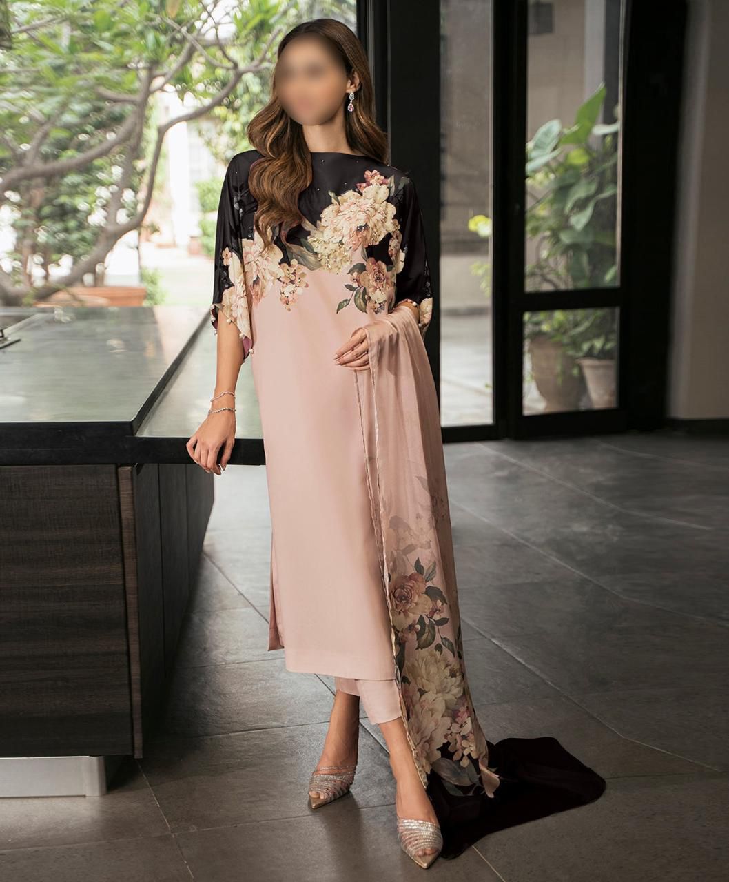 FLORAL DIGITAL PRINT SILK - BIN NUREZA