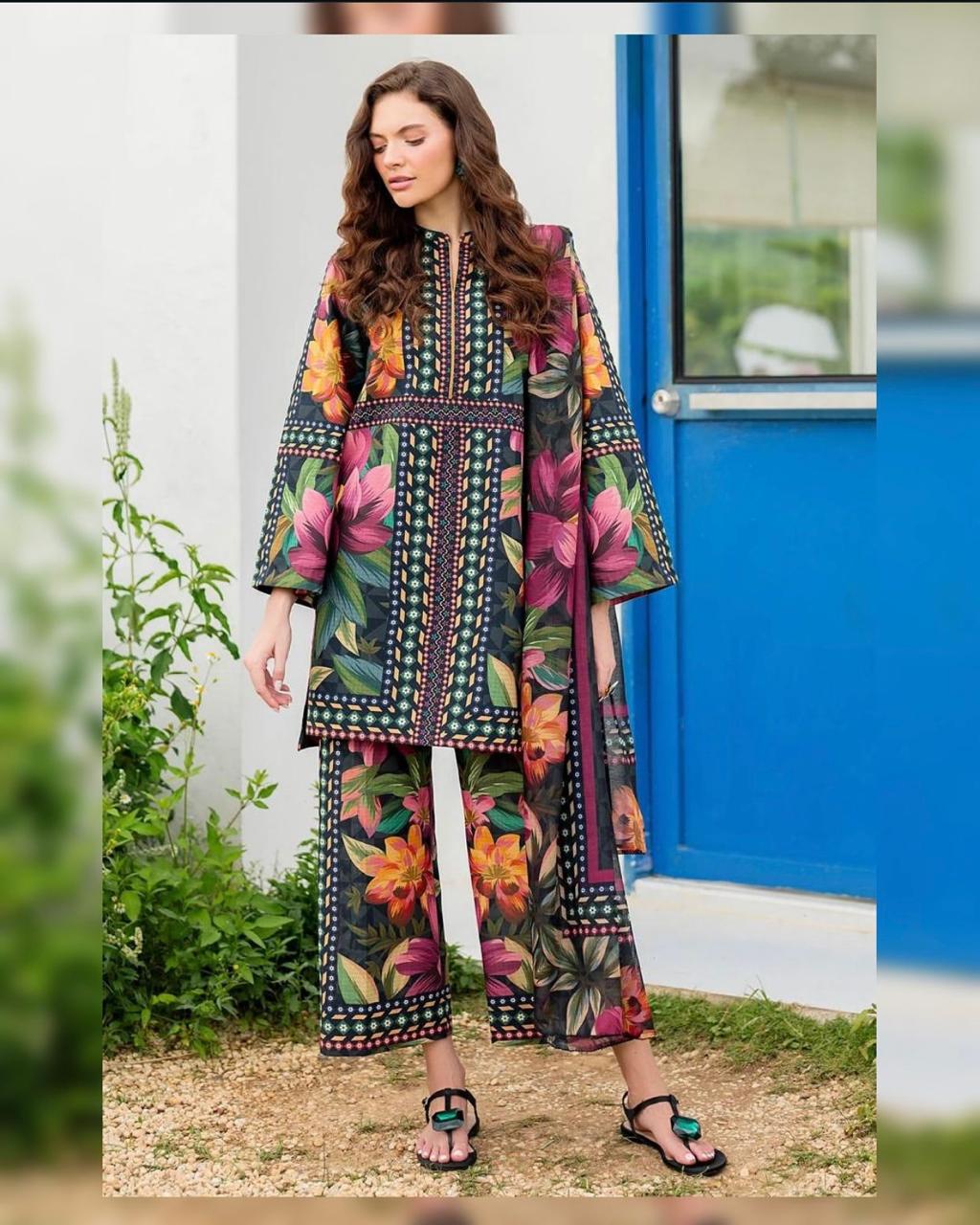 FLORAL DIGITAL PRINT SILK - BIN NUREZA