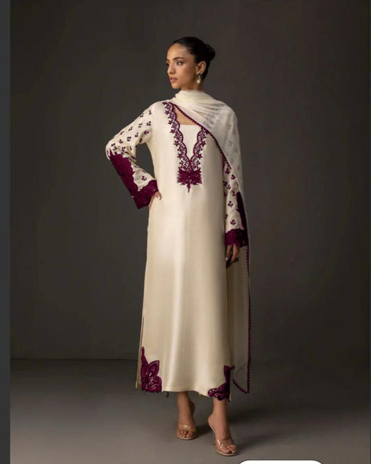 FLORAL DIGITAL PRINT SILK - BIN NUREZA