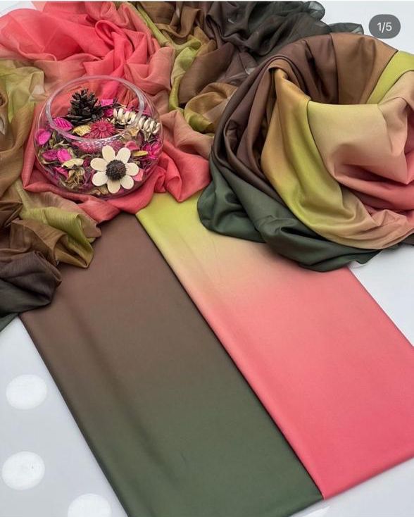 FLORAL DIGITAL PRINT SILK - BIN NUREZA