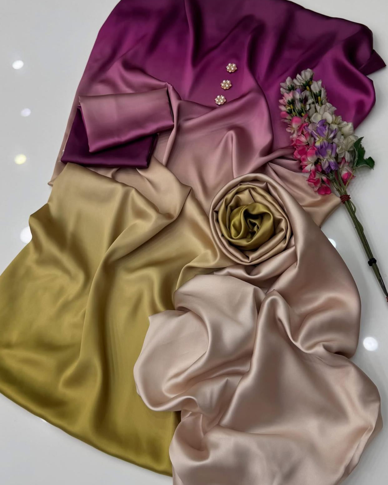 FLORAL DIGITAL PRINT SILK - BIN NUREZA