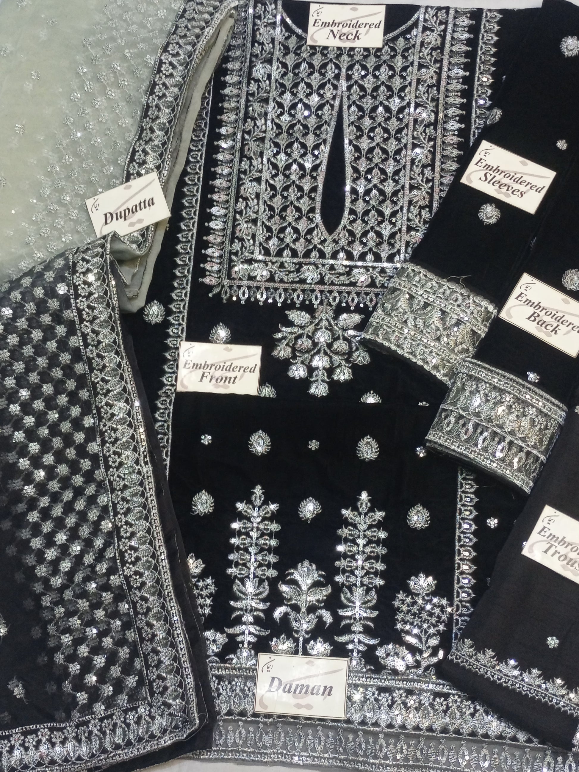 NEW VELVET COLLECTION - BIN NUREZA